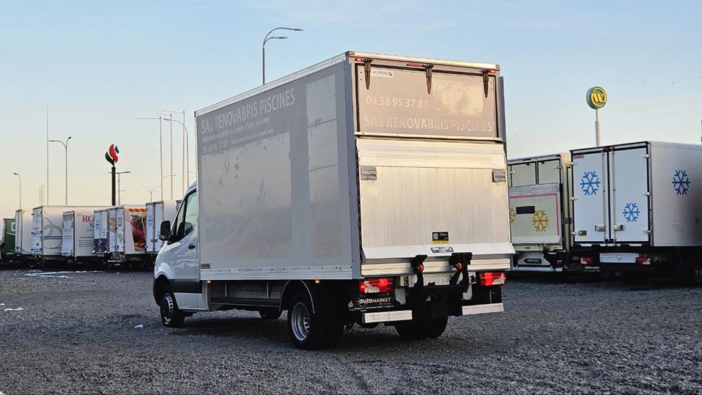 Mercedes-Benz Sprinter 2021