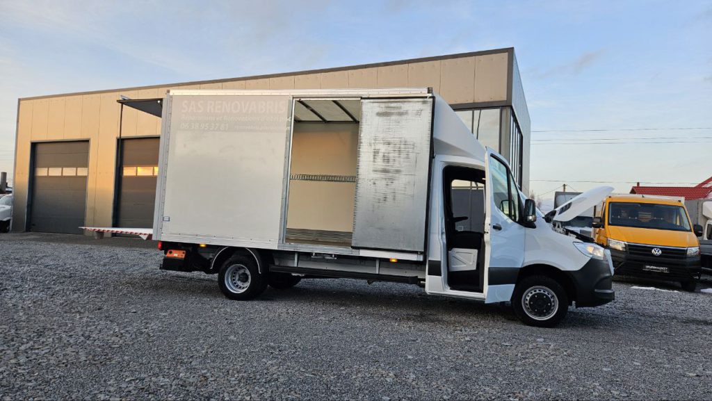 Mercedes-Benz Sprinter 2021