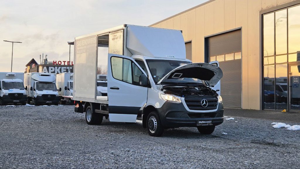 Mercedes-Benz Sprinter 2021