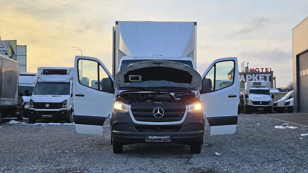 Mercedes-Benz Sprinter 2021