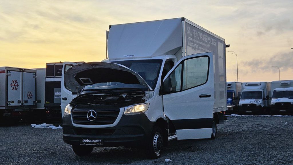 Mercedes-Benz Sprinter 2021