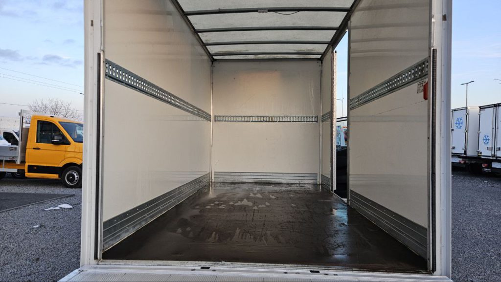 Mercedes-Benz Sprinter 2021