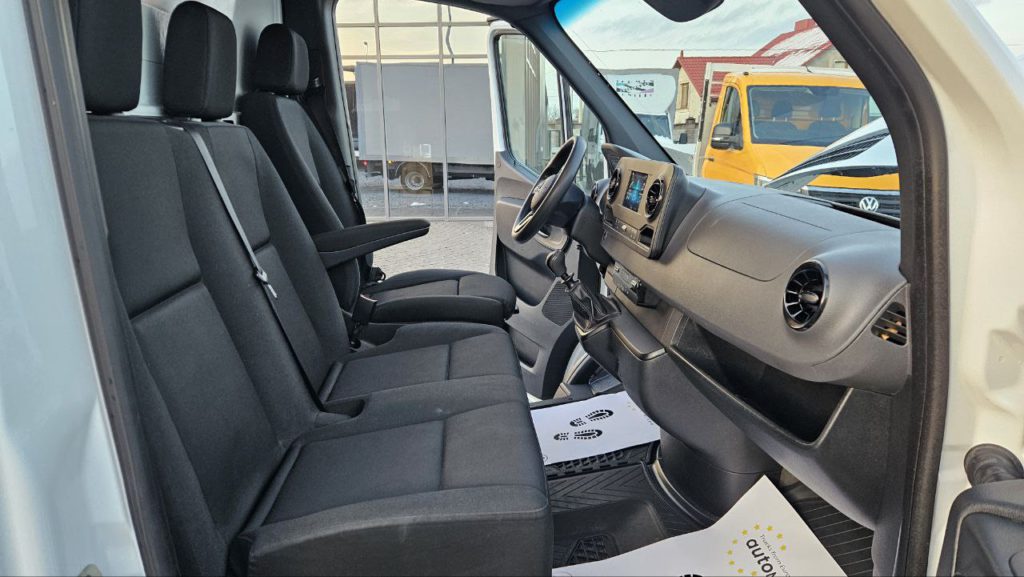 Mercedes-Benz Sprinter 2021