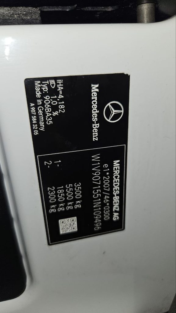 Mercedes-Benz Sprinter 2021