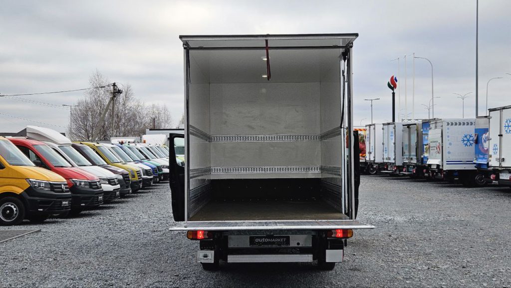 Mercedes-Benz Sprinter 2022