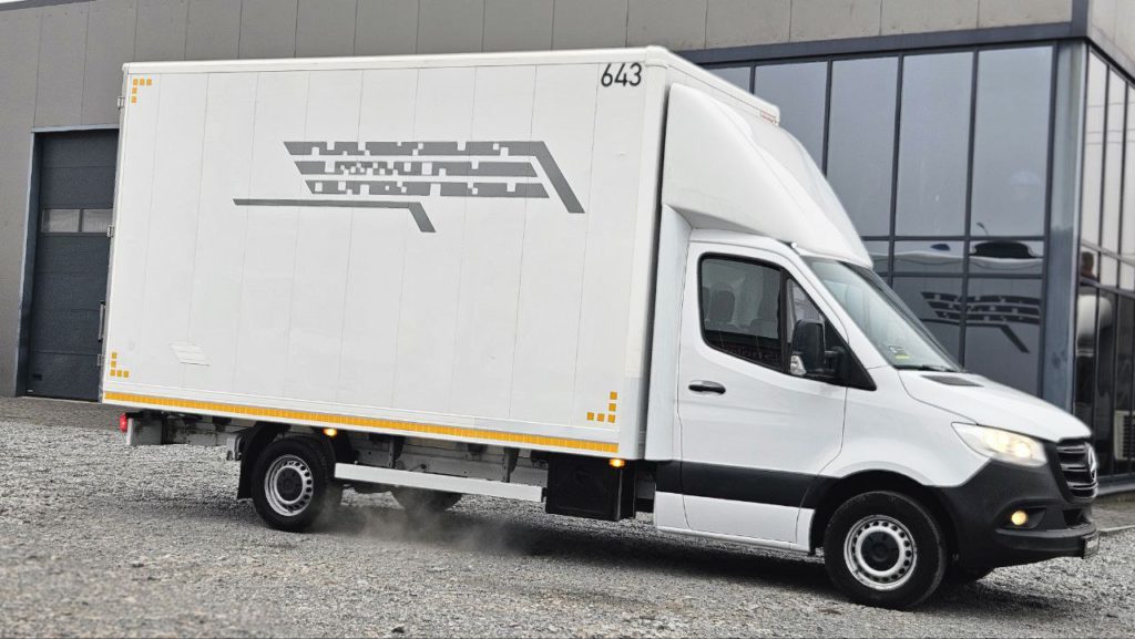 Mercedes-Benz Sprinter 2021