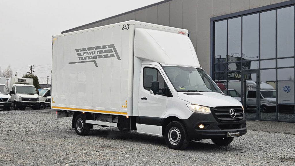 Mercedes-Benz Sprinter 2021