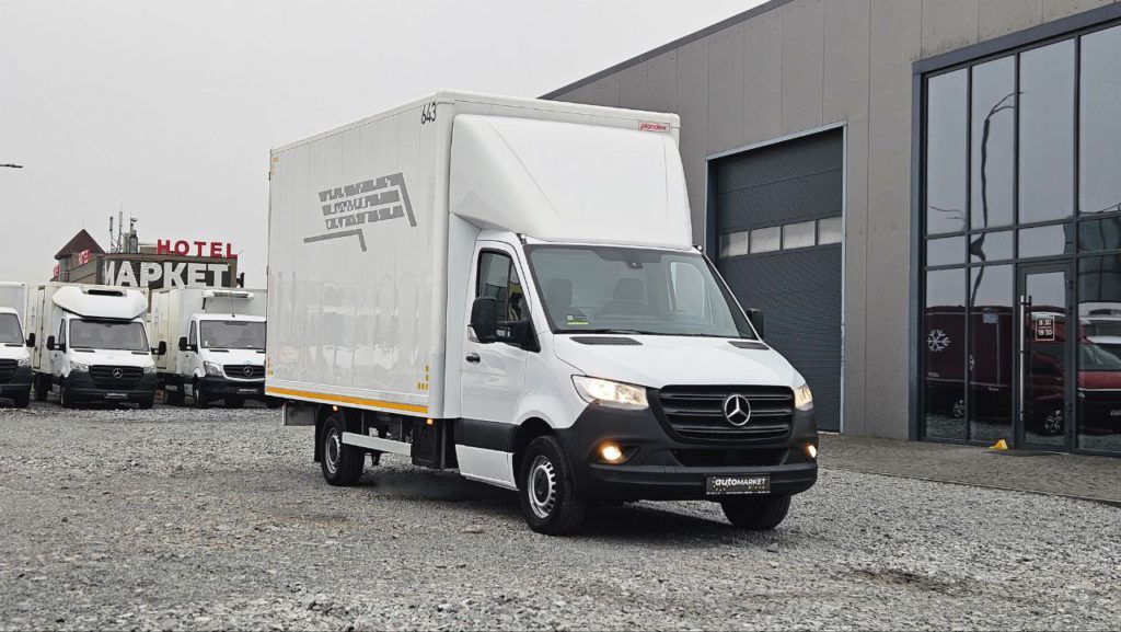 Mercedes-Benz Sprinter 2021