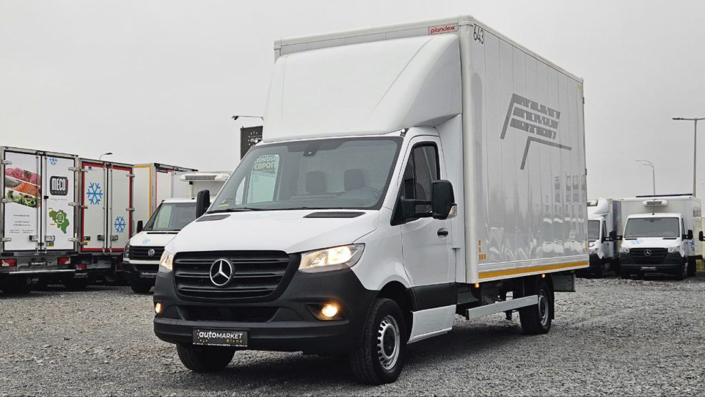 Mercedes-Benz Sprinter 2021