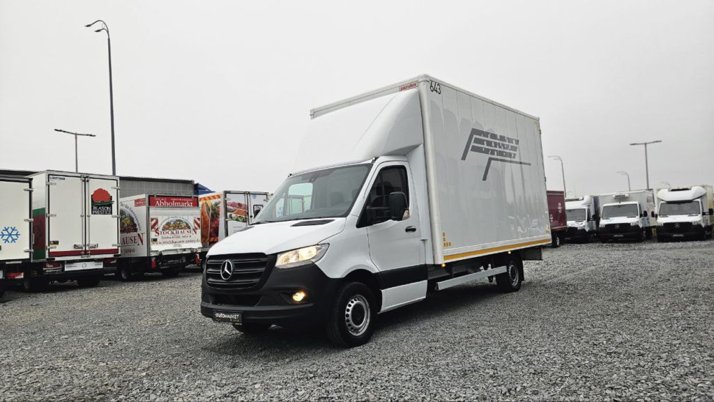 Mercedes-Benz Sprinter 2021