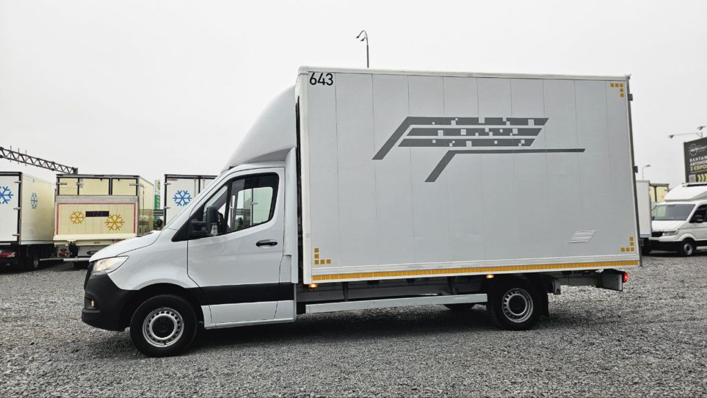 Mercedes-Benz Sprinter 2021