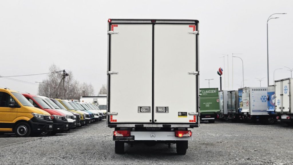 Mercedes-Benz Sprinter 2021