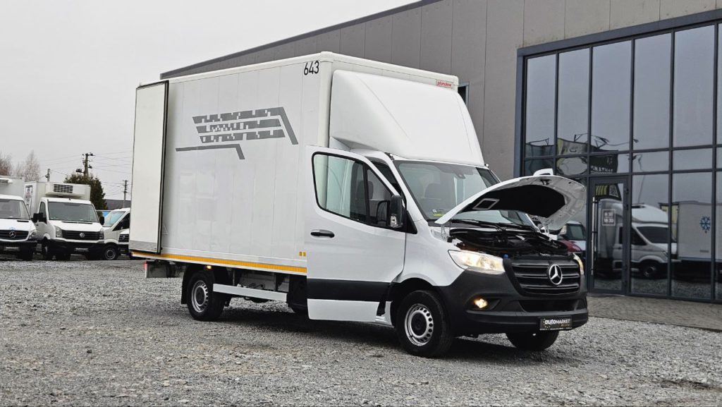 Mercedes-Benz Sprinter 2021