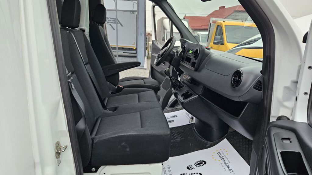 Mercedes-Benz Sprinter 2021