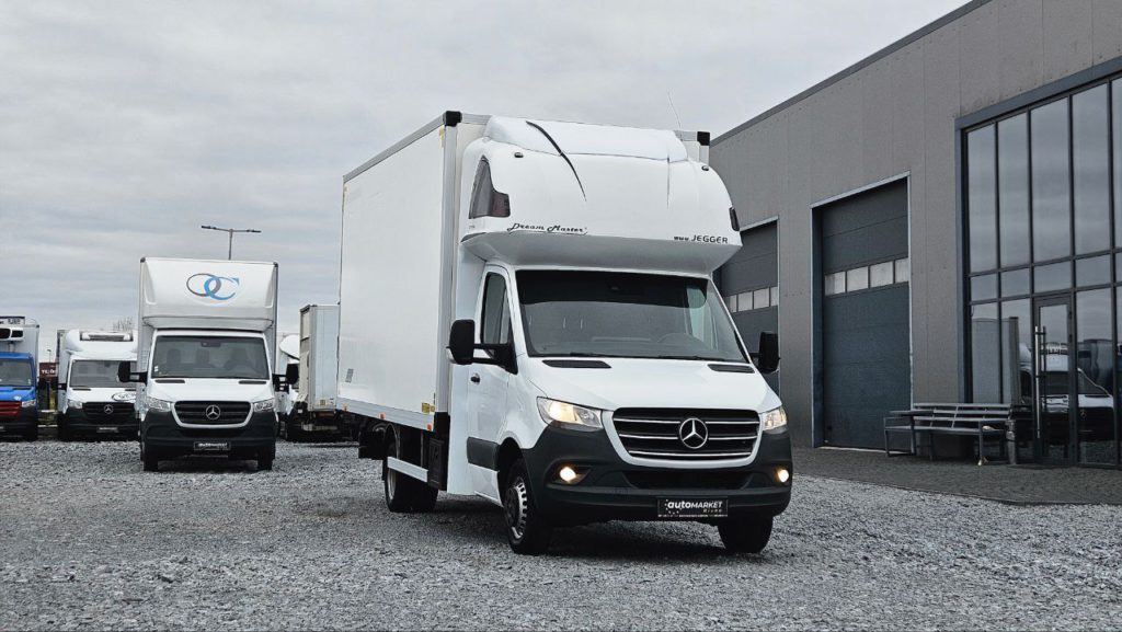 Mercedes-Benz Sprinter 2021