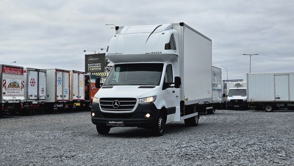 Mercedes-Benz Sprinter 2021