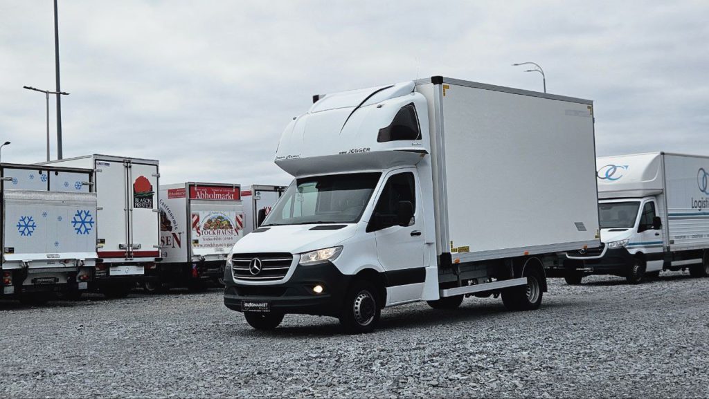 Mercedes-Benz Sprinter 2021