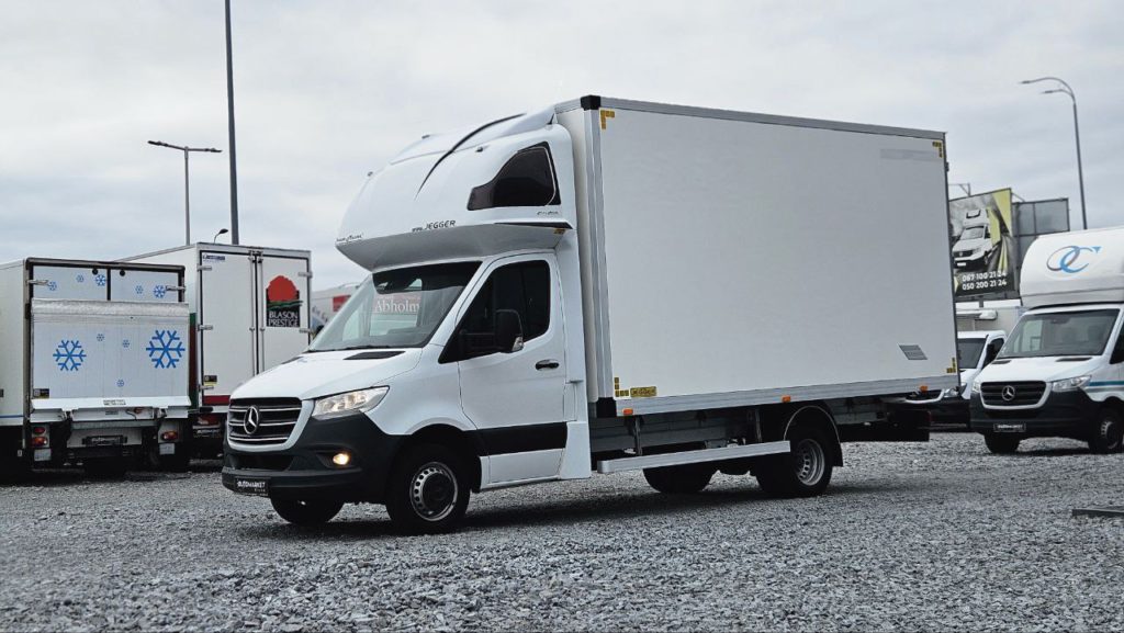 Mercedes-Benz Sprinter 2021