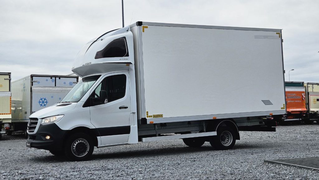 Mercedes-Benz Sprinter 2021