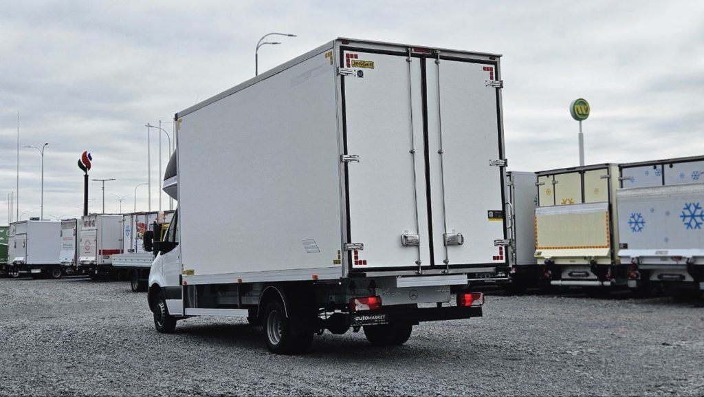 Mercedes-Benz Sprinter 2021