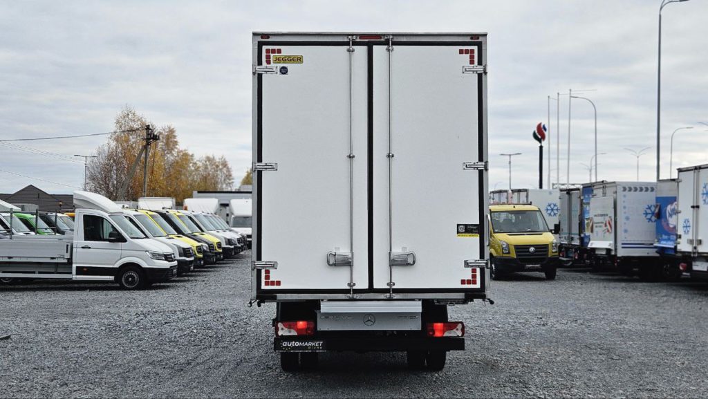 Mercedes-Benz Sprinter 2021