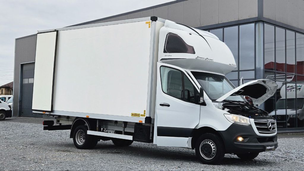 Mercedes-Benz Sprinter 2021