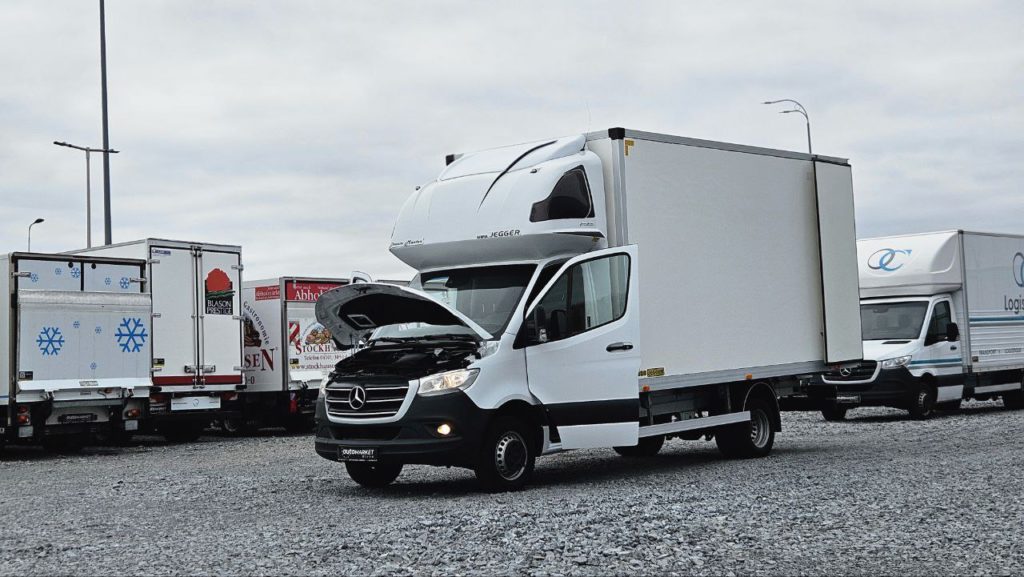 Mercedes-Benz Sprinter 2021