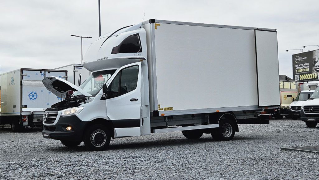 Mercedes-Benz Sprinter 2021