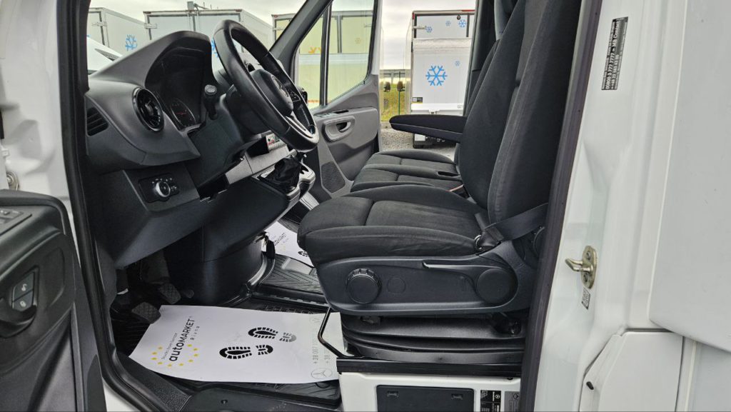 Mercedes-Benz Sprinter 2021