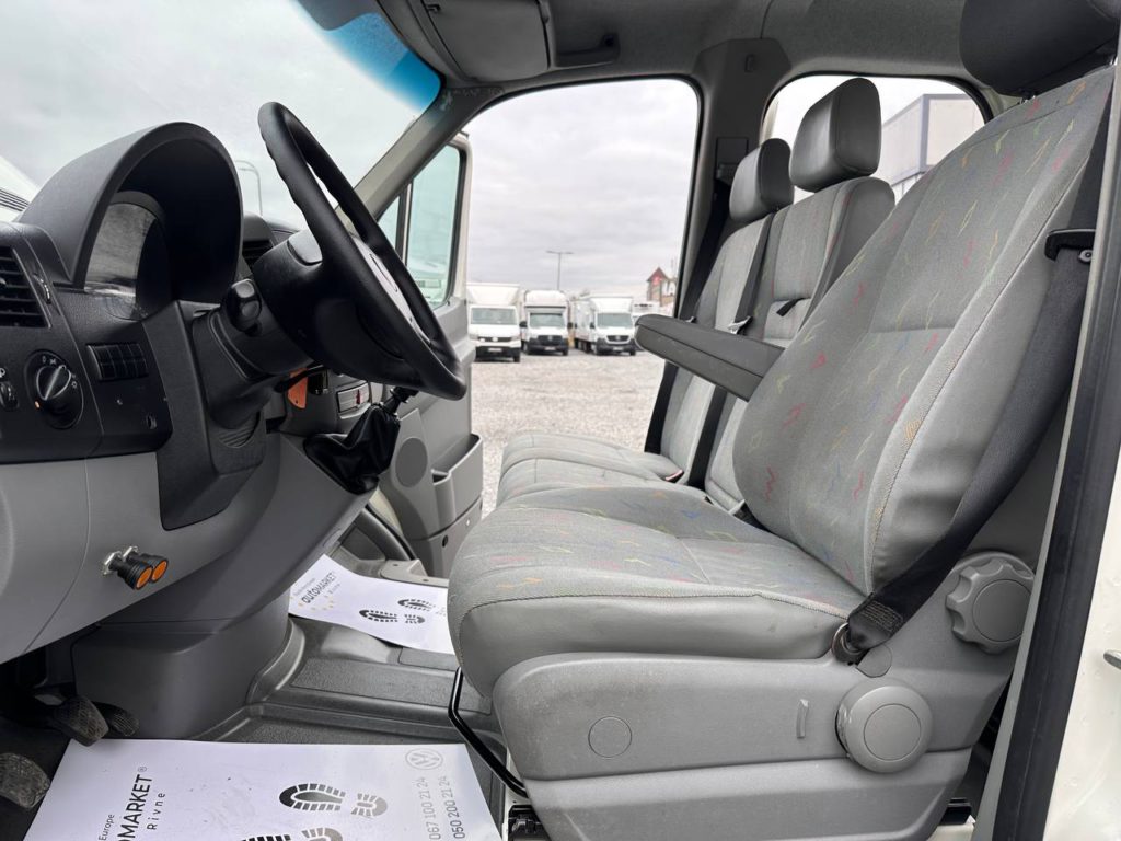 Volkswagen Crafter 2012