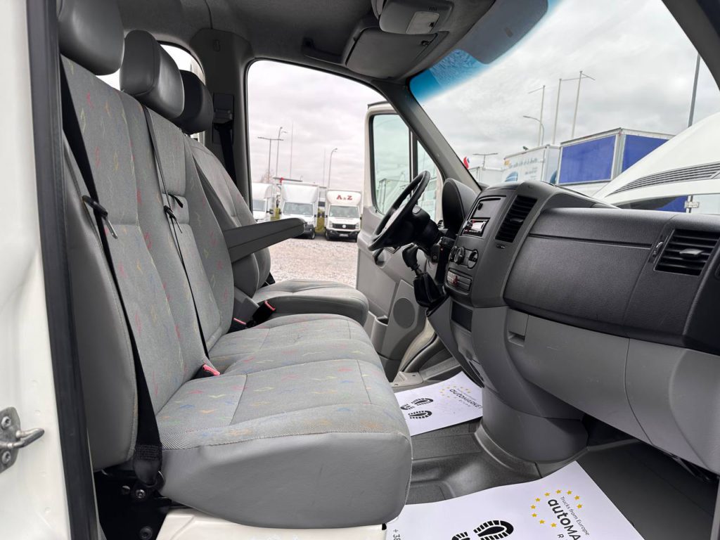 Volkswagen Crafter 2012