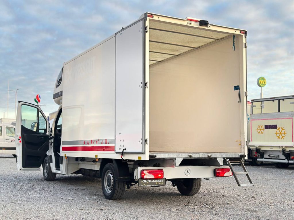 Mercedes-Benz Sprinter 2022