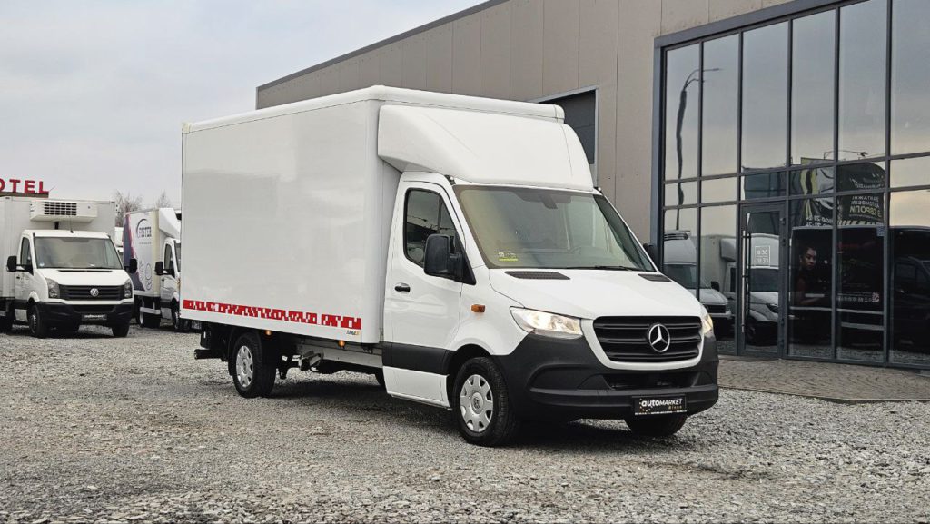Mercedes-Benz Sprinter 2021