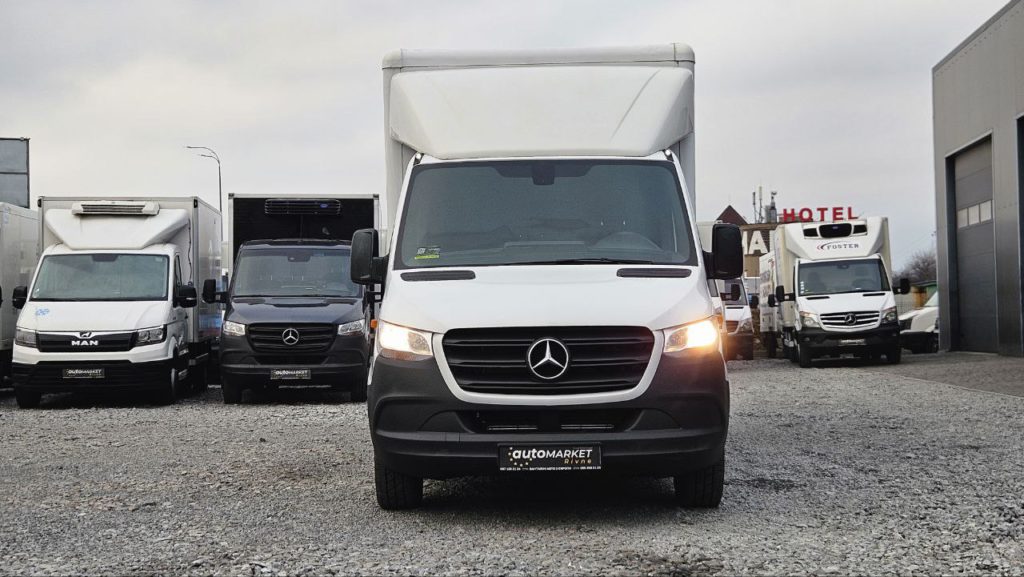 Mercedes-Benz Sprinter 2021