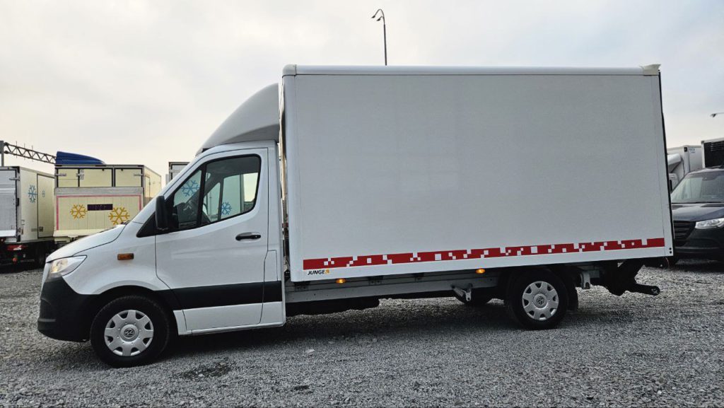 Mercedes-Benz Sprinter 2021