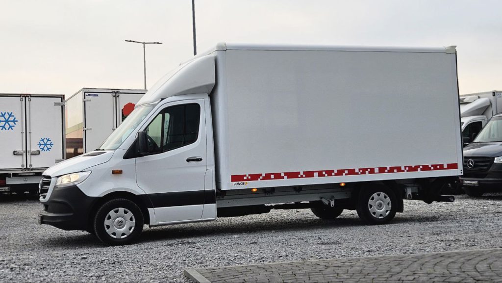Mercedes-Benz Sprinter 2021
