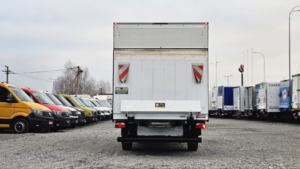 Mercedes-Benz Sprinter 2021