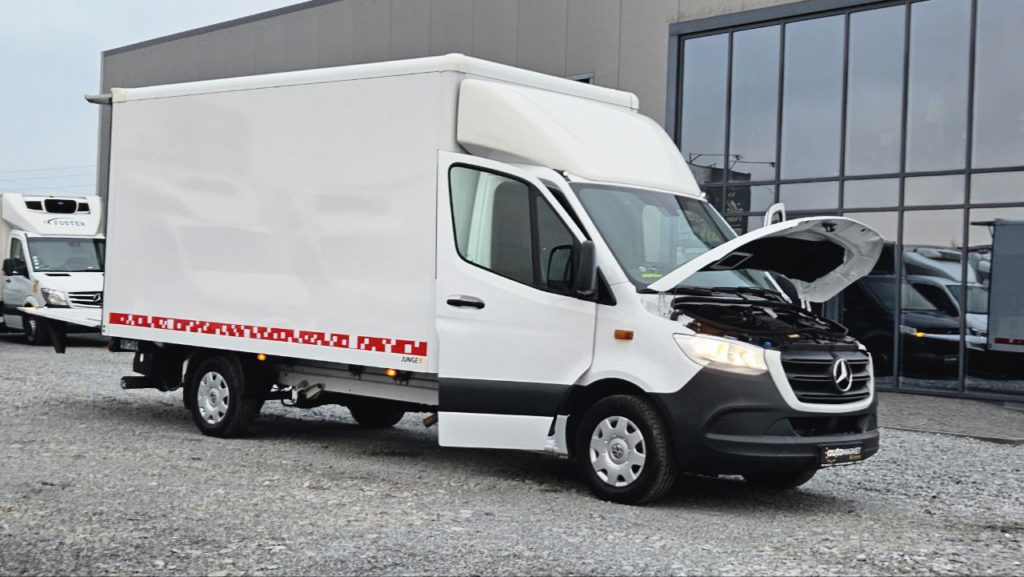 Mercedes-Benz Sprinter 2021