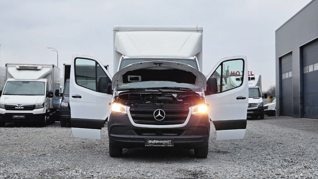 Mercedes-Benz Sprinter 2021