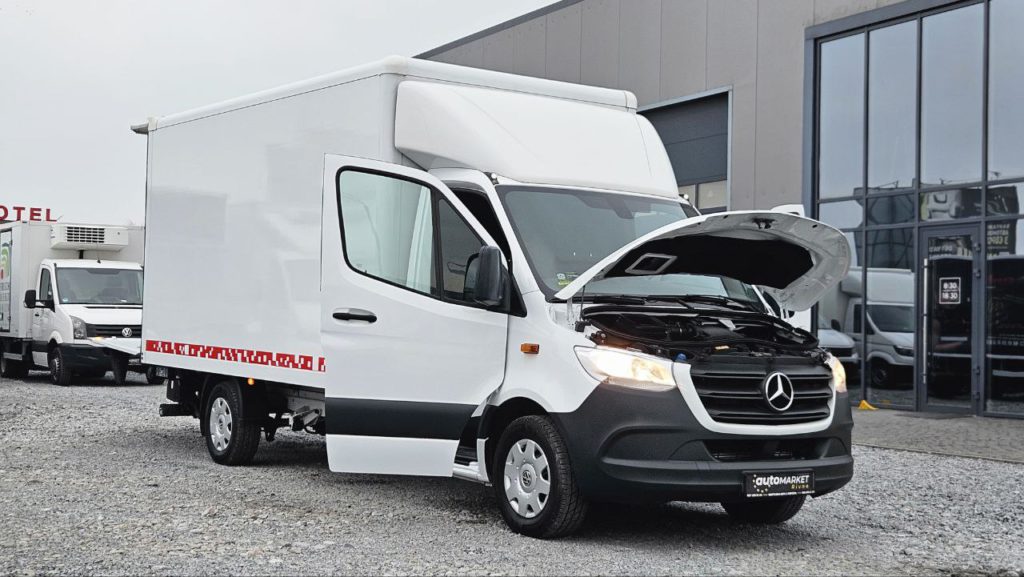 Mercedes-Benz Sprinter 2021