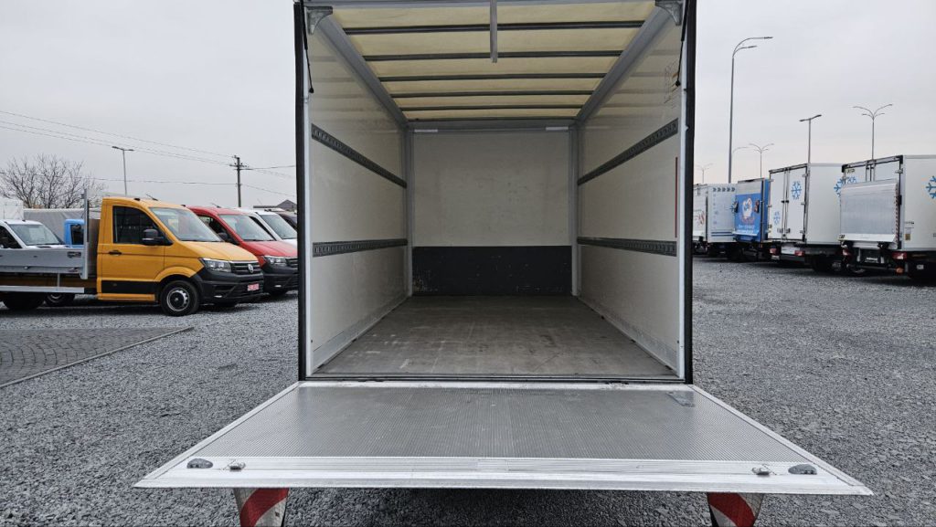 Mercedes-Benz Sprinter 2021