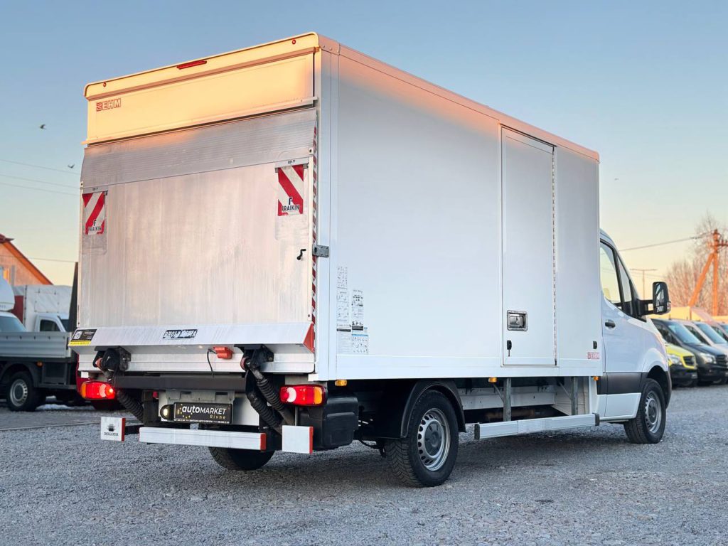 Mercedes-Benz Sprinter 2023