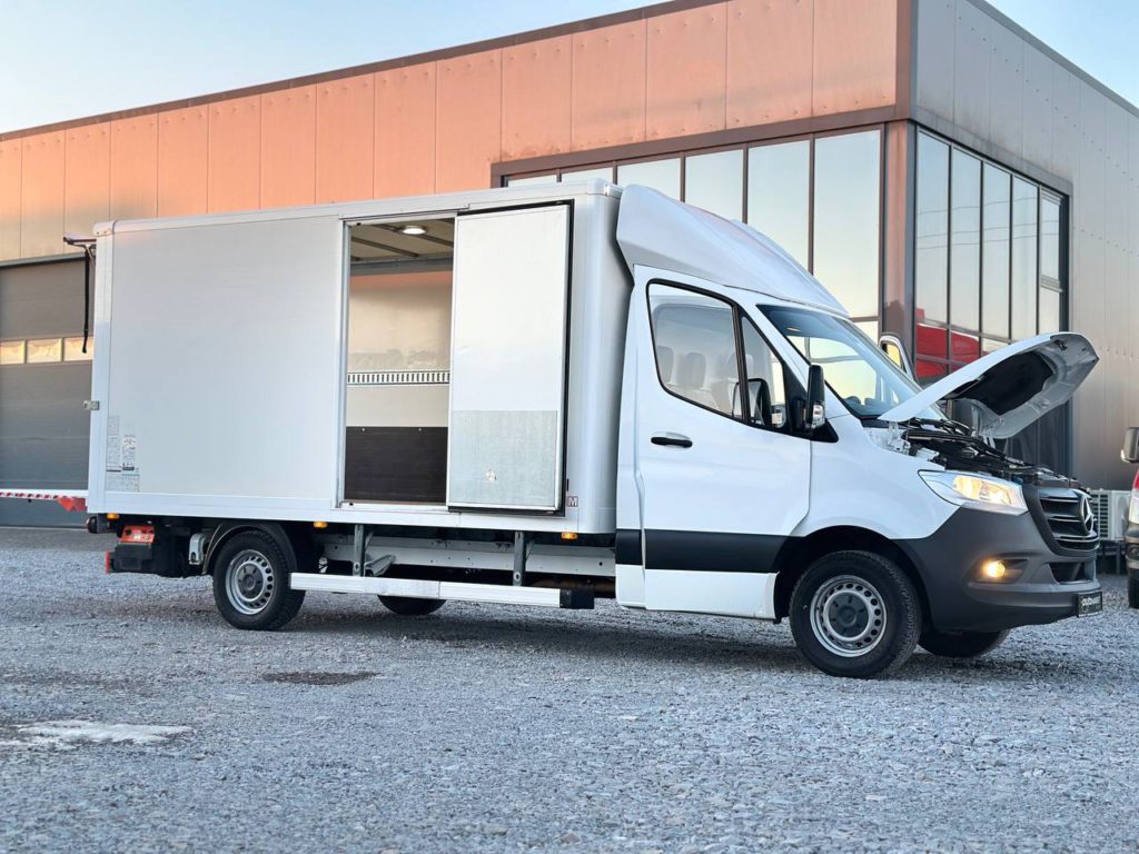Mercedes-Benz Sprinter 2023