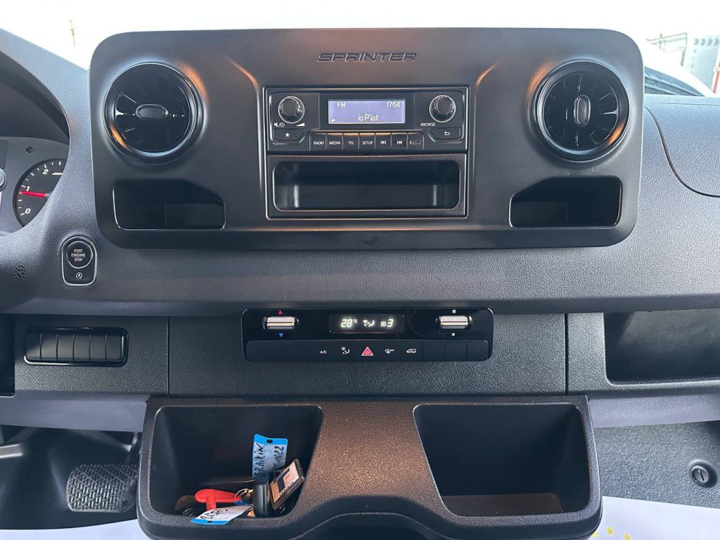 Mercedes-Benz Sprinter 2023