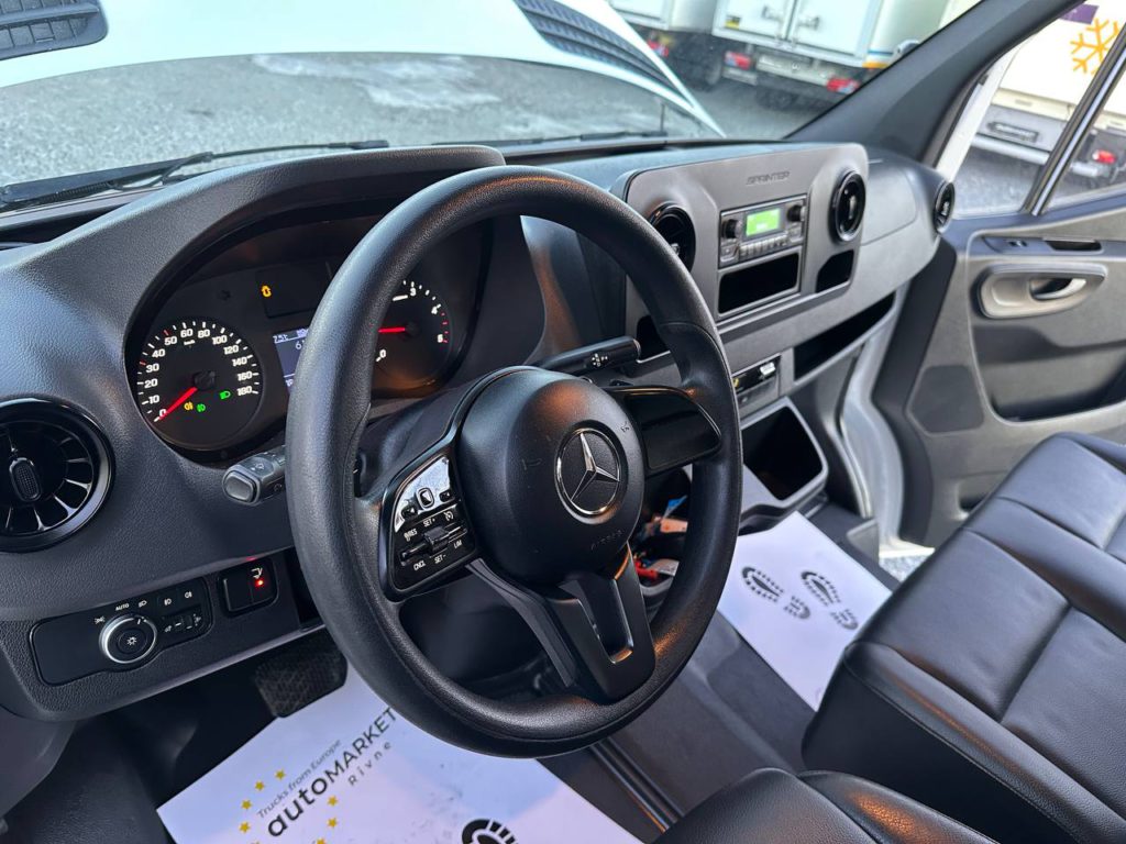 Mercedes-Benz Sprinter 2023