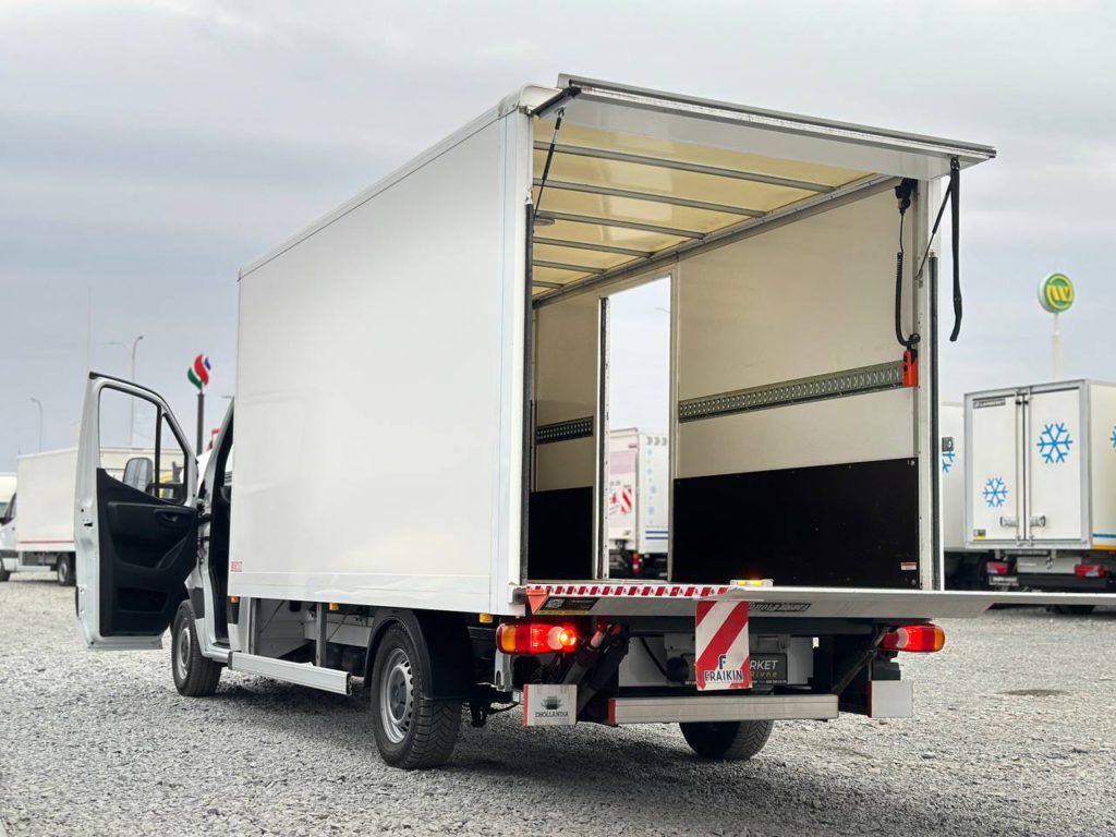 Mercedes-Benz Sprinter 2023