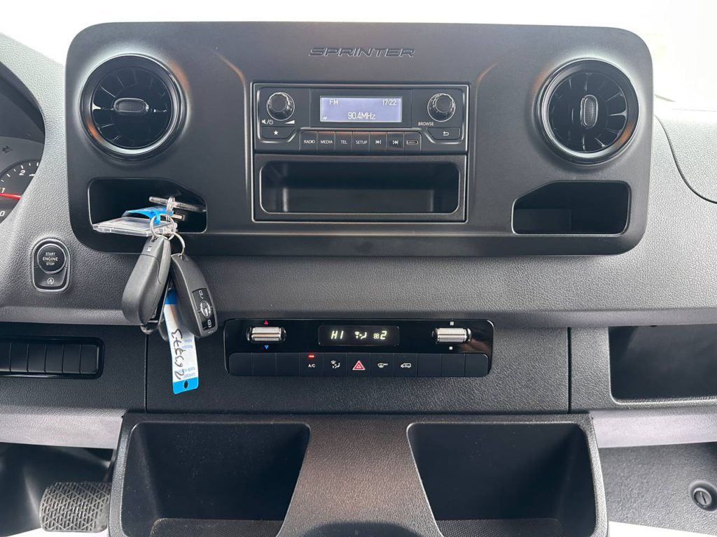 Mercedes-Benz Sprinter 2023