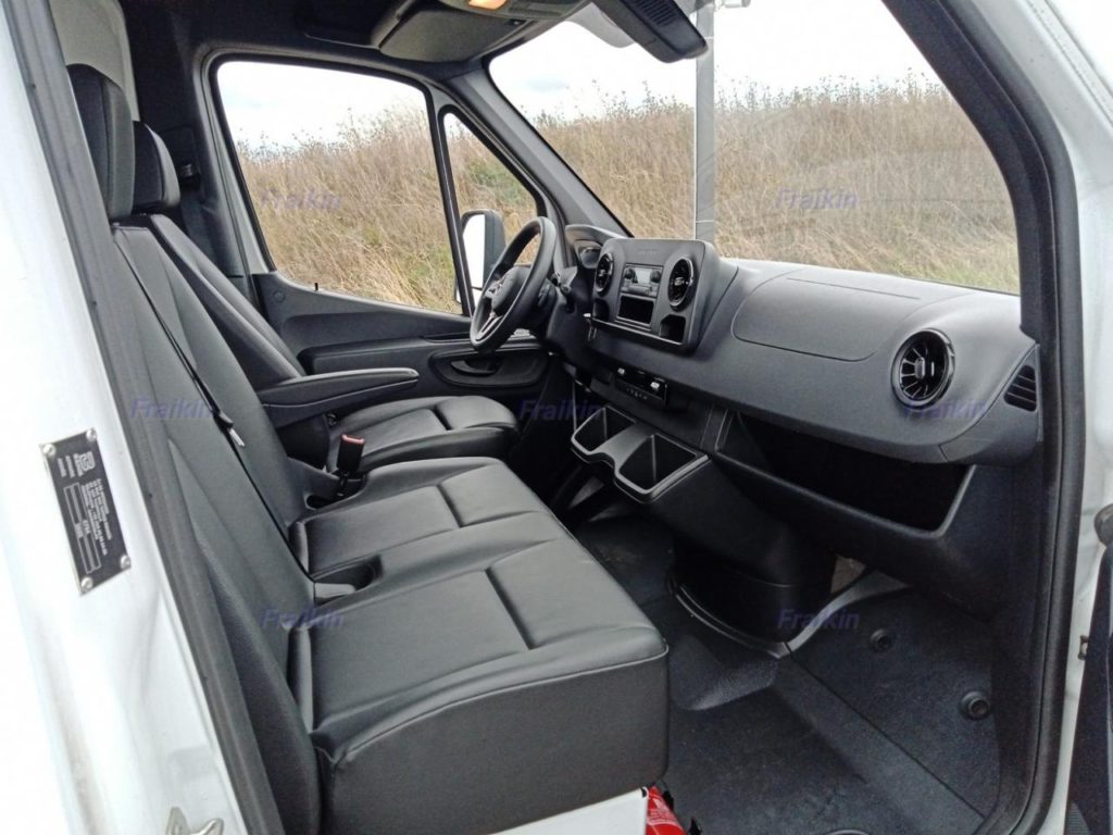 Mercedes-Benz Sprinter 2023