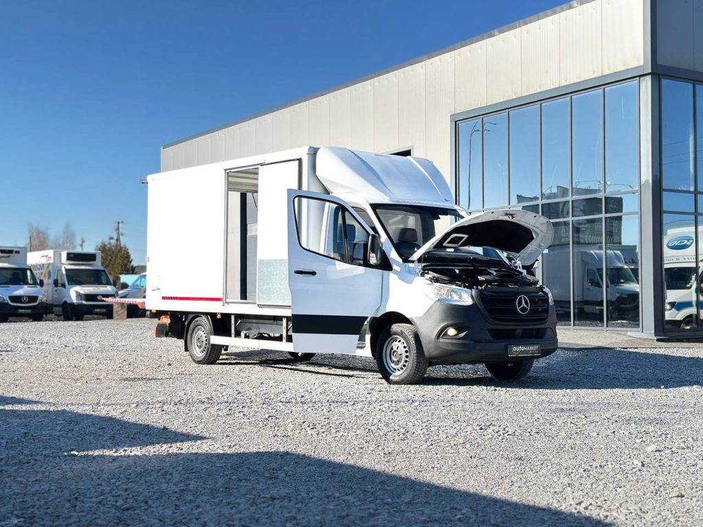 Mercedes-Benz Sprinter 2023