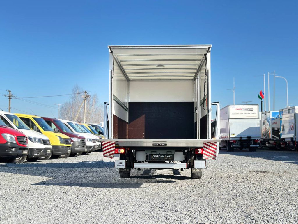 Mercedes-Benz Sprinter 2023